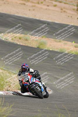 media/Jun-04-2022-WERA (Sat) [[b852bbbd55]]/Race 14 Senior Superbike Expert and Novice/